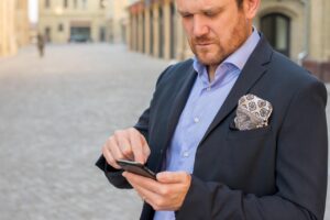 看護師が取り組むべき高収入の副業案件は？