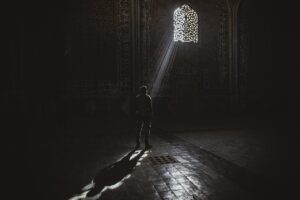 仕事を辞めるべきか続けるべきか、あなたの悩みを解決するチェックポイントは？