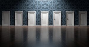 退職の決断はいつがベスト？タイミングを見極めるポイントは？